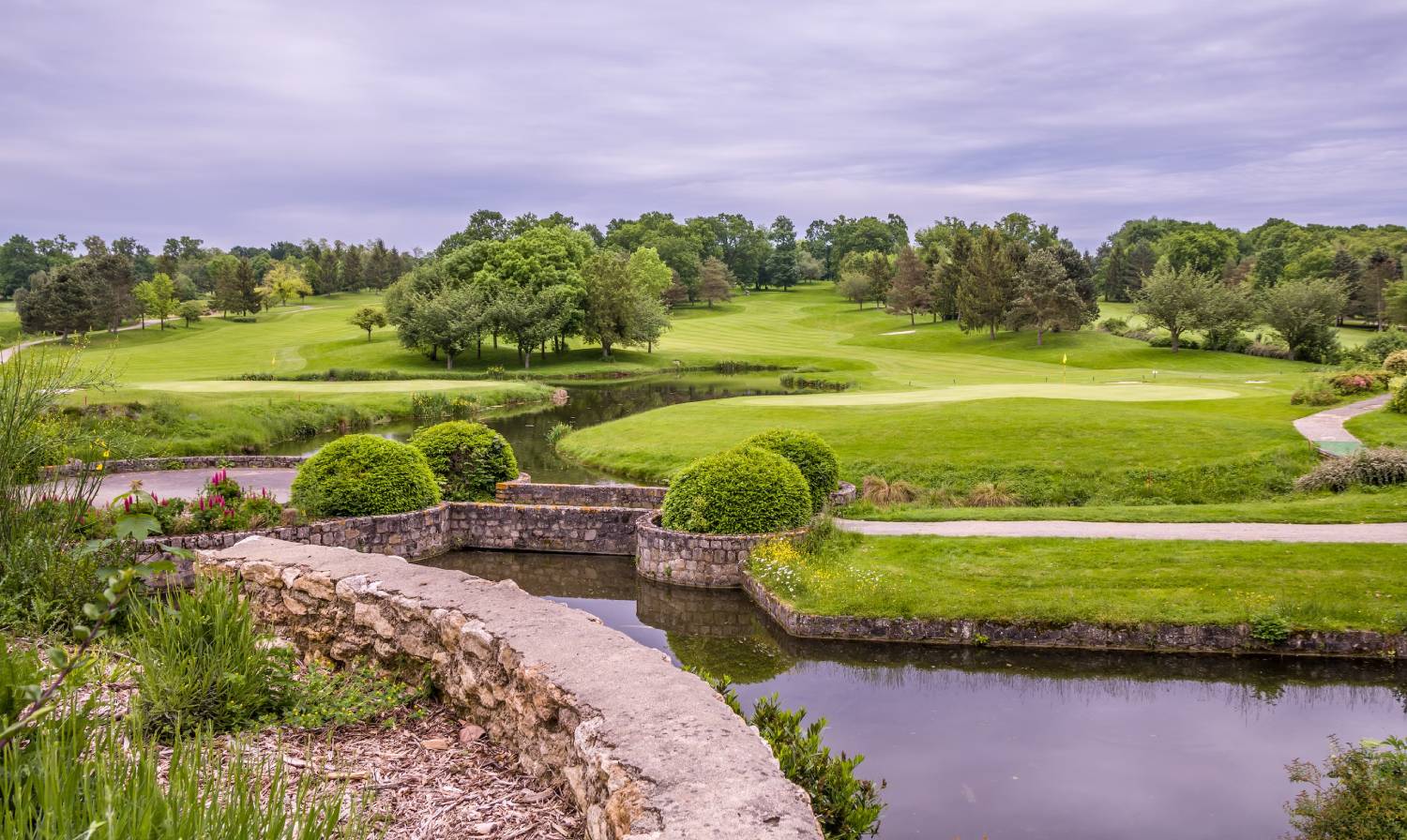 Course management helps players contend with difficult green complexes and hazards